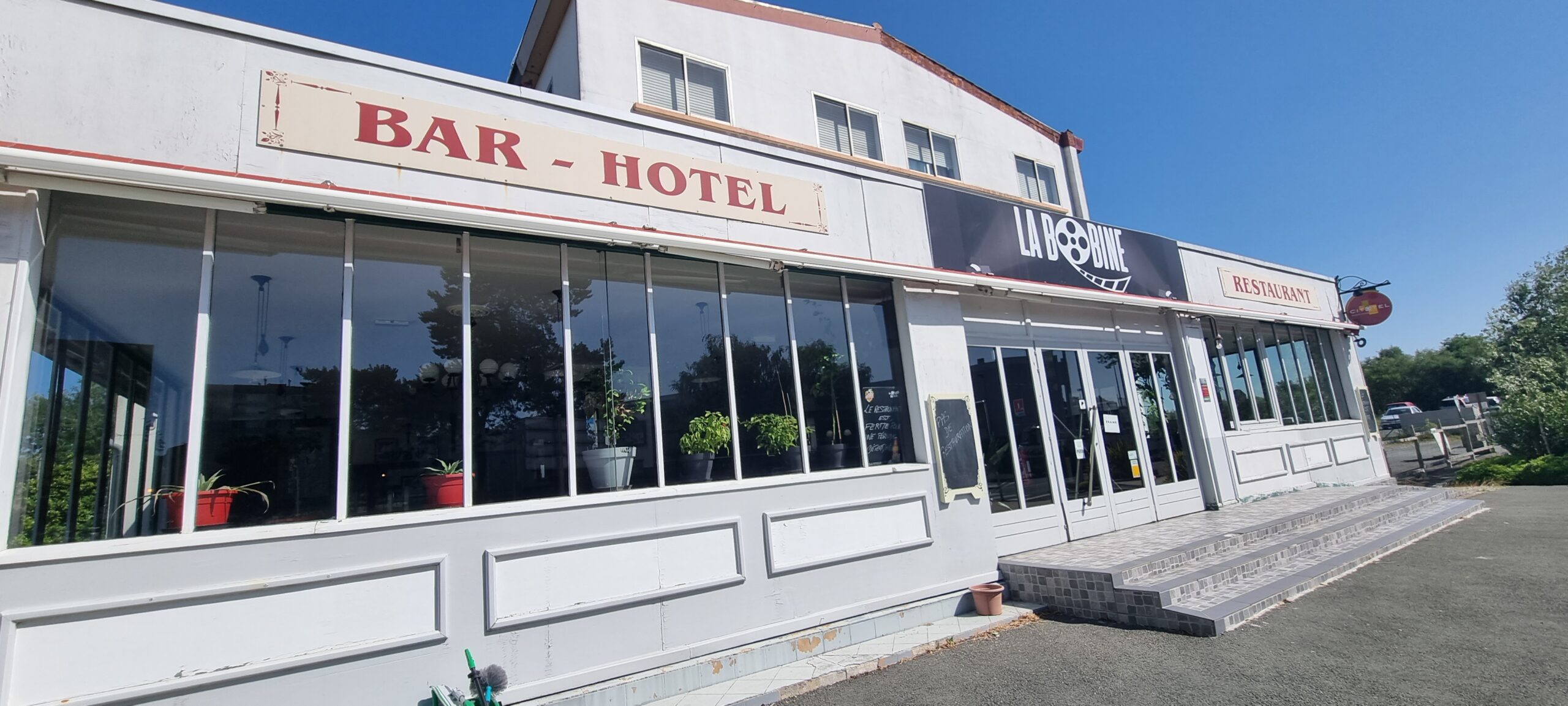 Magasins & Restaurants