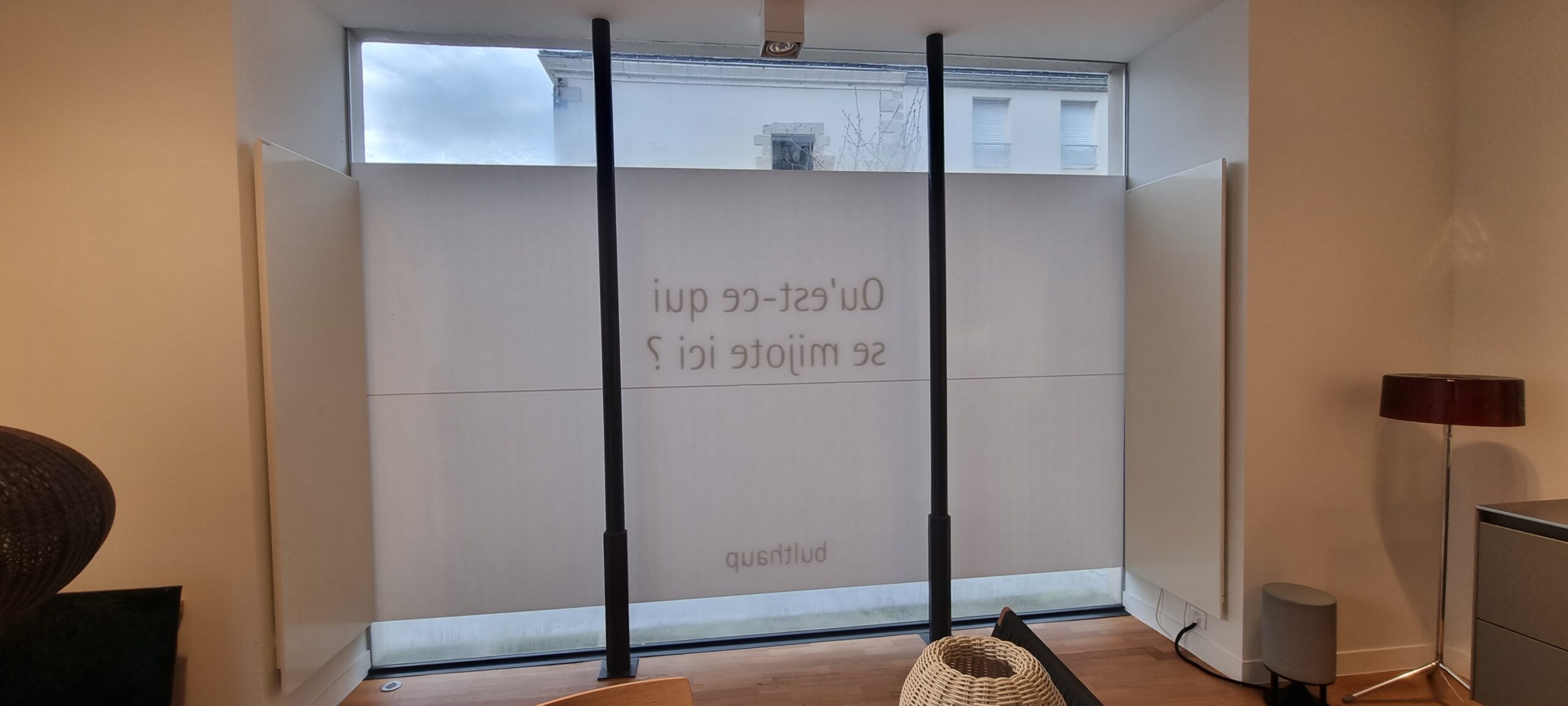 Enlèvement des vitrophanies