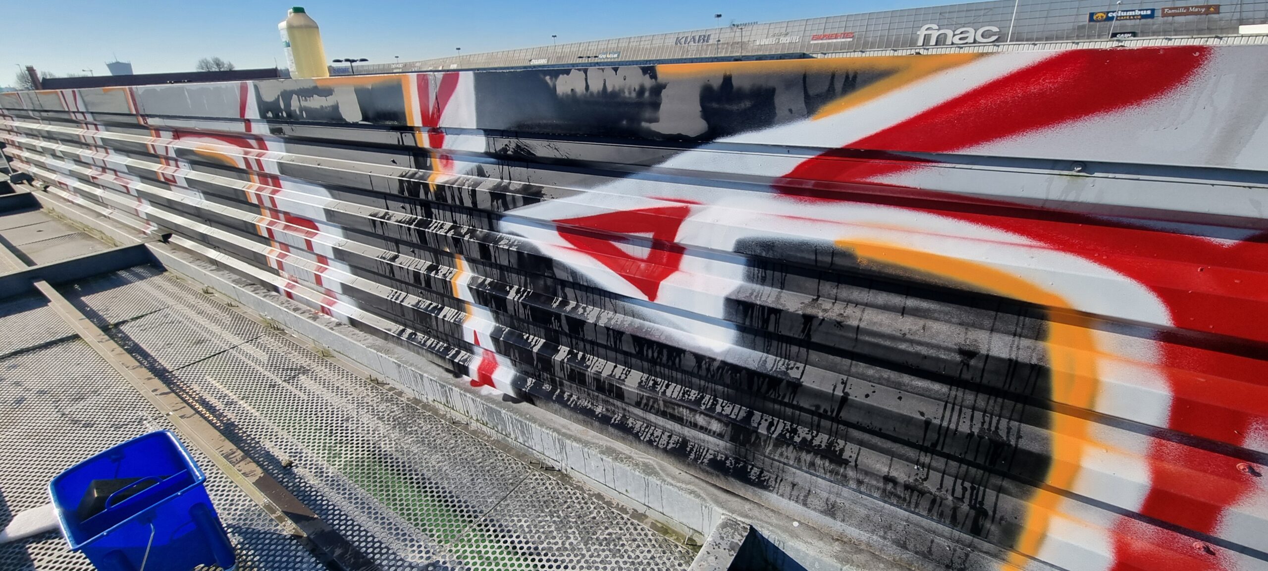 Enlèvement des graffitis